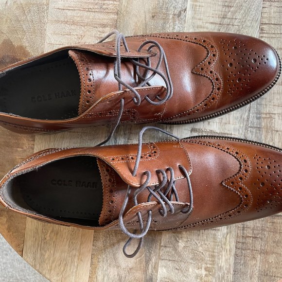 Cole Haan 10.5 M Wing Tip Dress Shoe - Tan - Picture 3 of 8